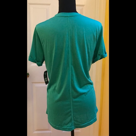 ♦️Athletic Works Green V-Neck Tee | Sz L/G (12-14) | NWT - Picture 3 of 12